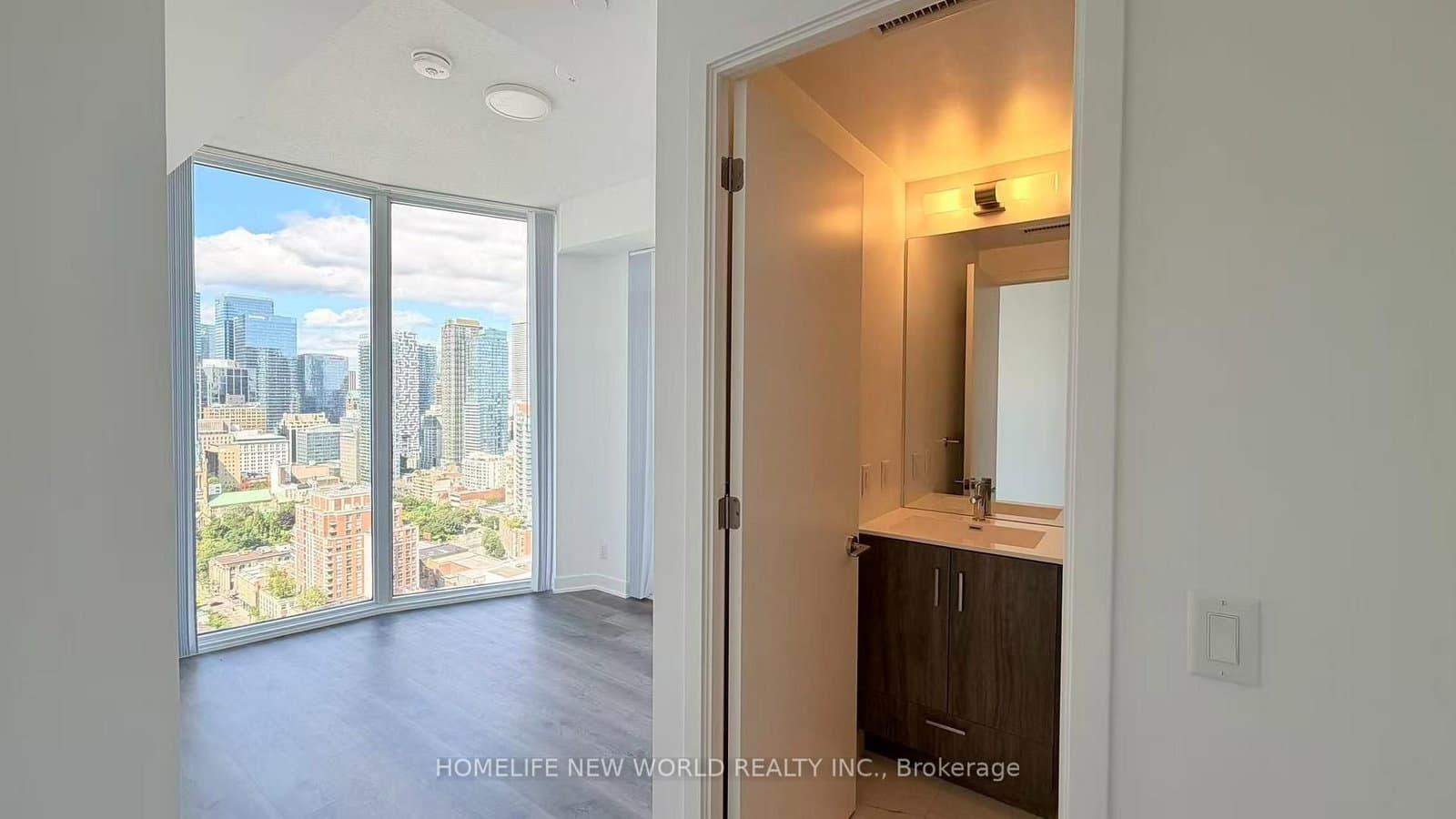 180 Front Street E, Unit 3612 thumbnail 16