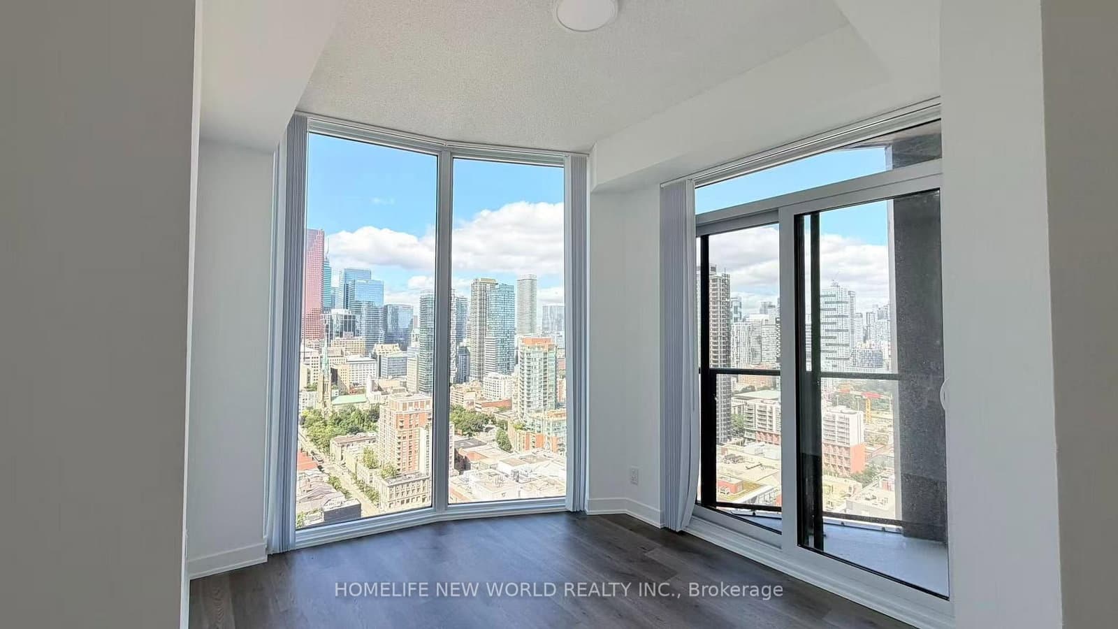 180 Front Street E, Unit 3612 thumbnail 17