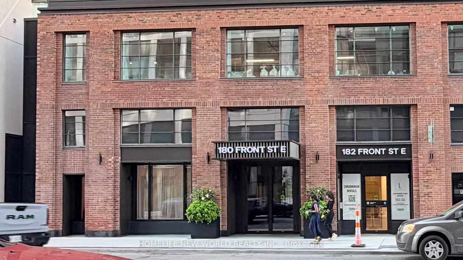 180 Front Street E, Unit 3612 thumbnail 3