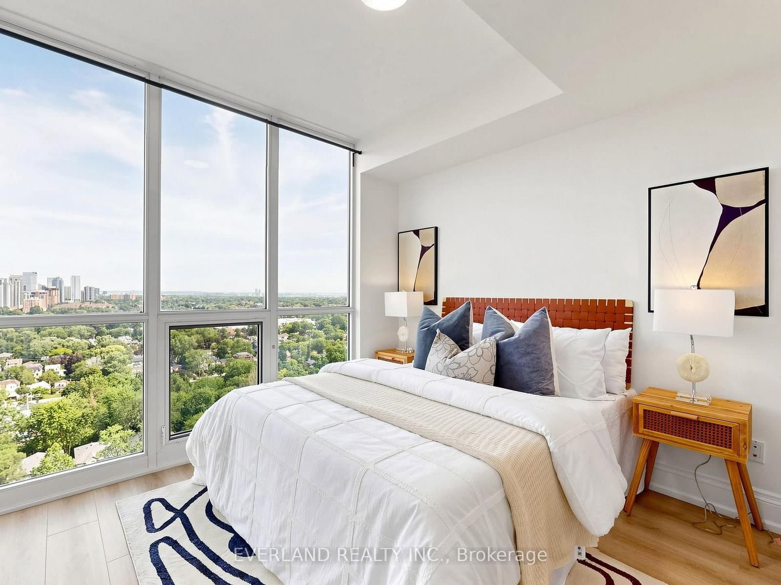 88 Sheppard Avenue E, Unit 2307 thumbnail 6