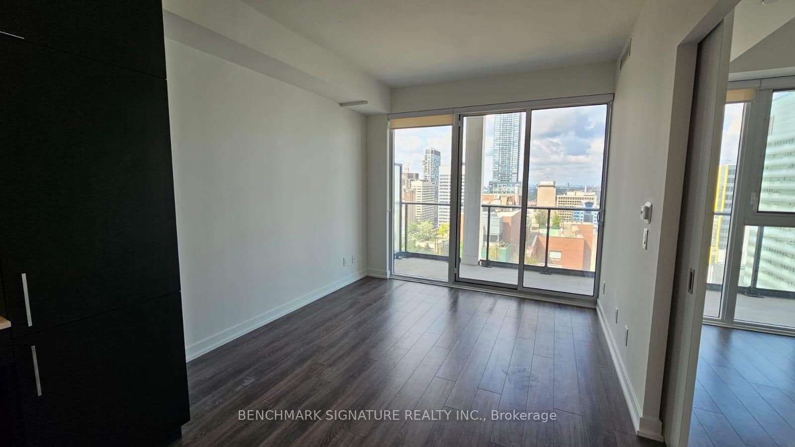 20 Edward Street, Unit 2513 thumbnail 16