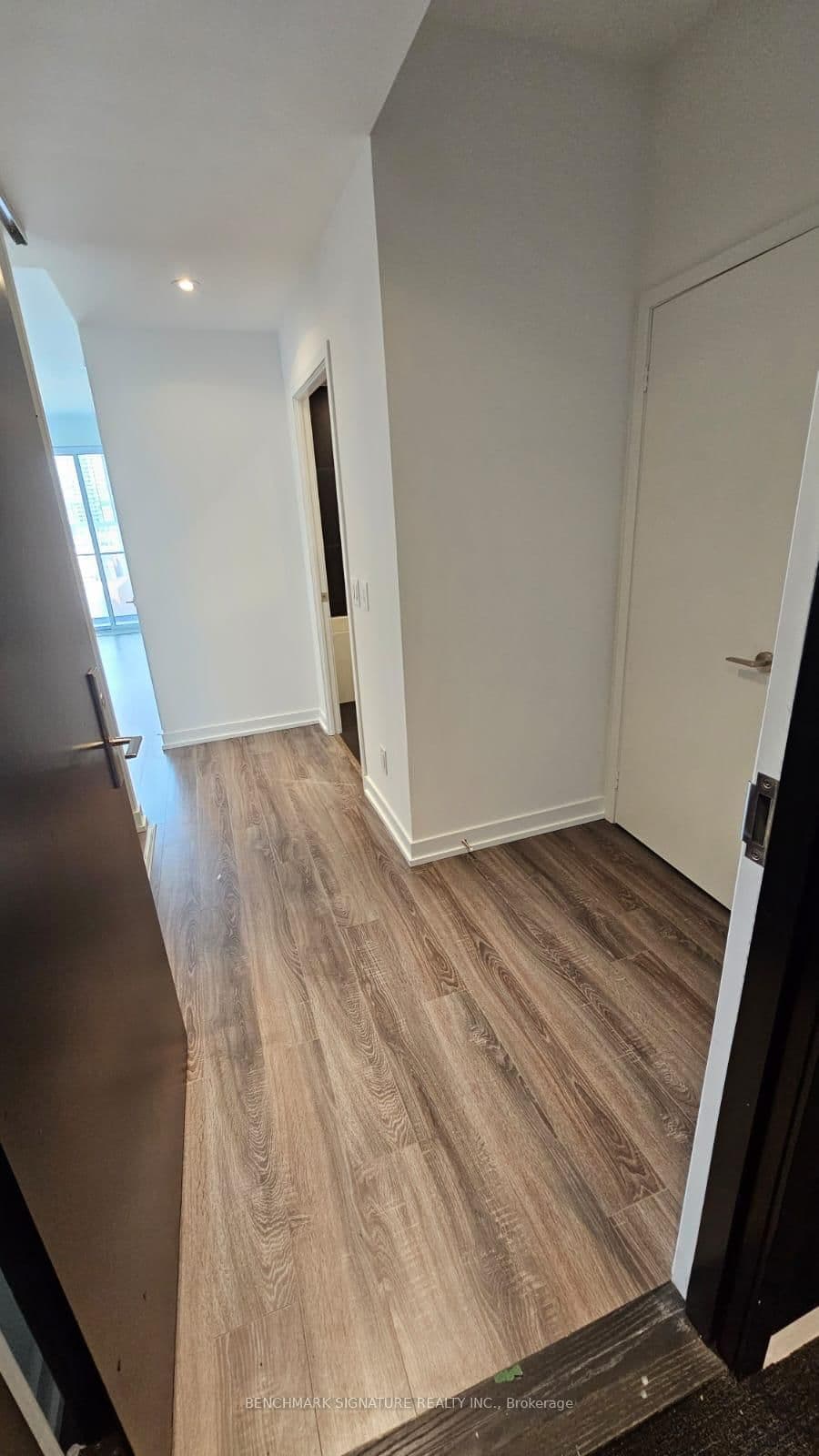 20 Edward Street, Unit 2513 thumbnail 3