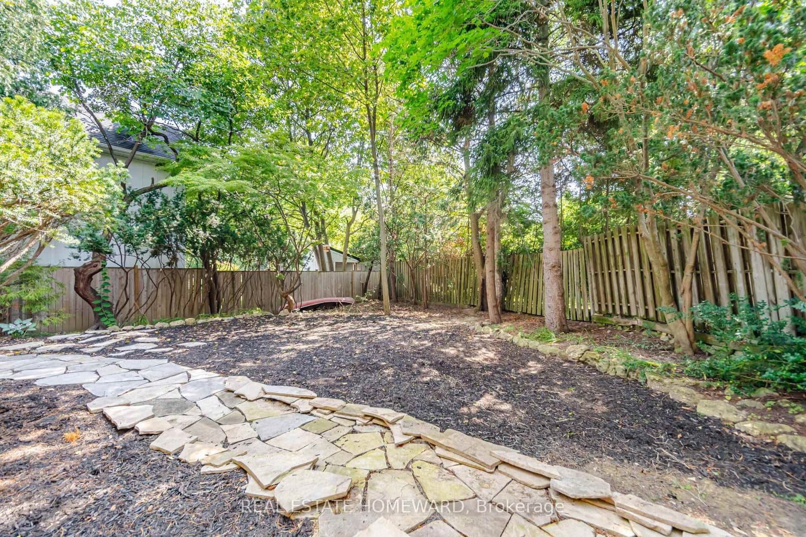 3 Shadwell Place thumbnail 33