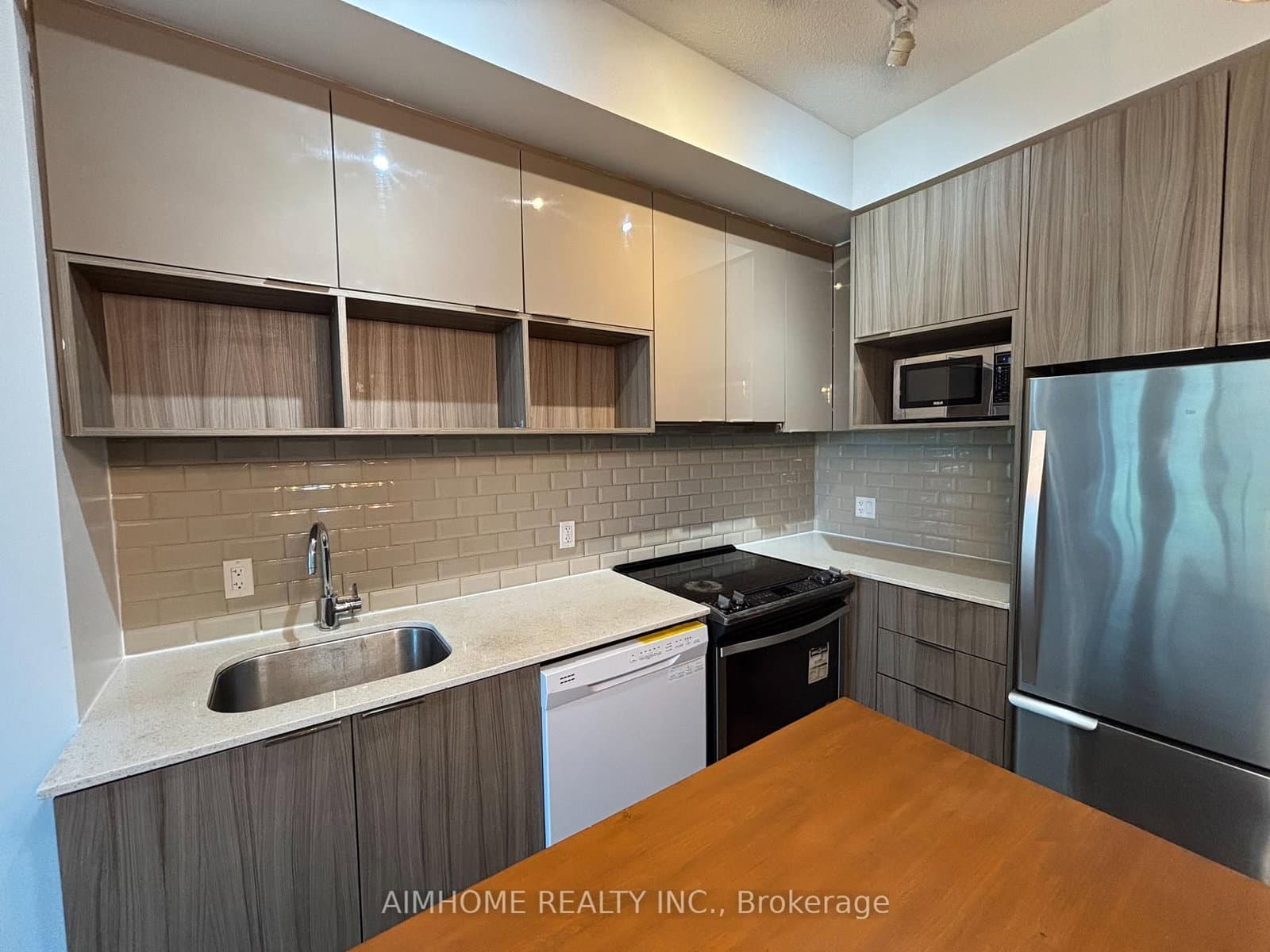 52 Forest Manor Road, Unit 603 thumbnail 5