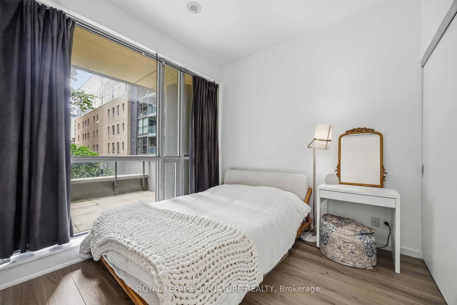 8 Charlotte Street, Unit 202 thumbnail 17