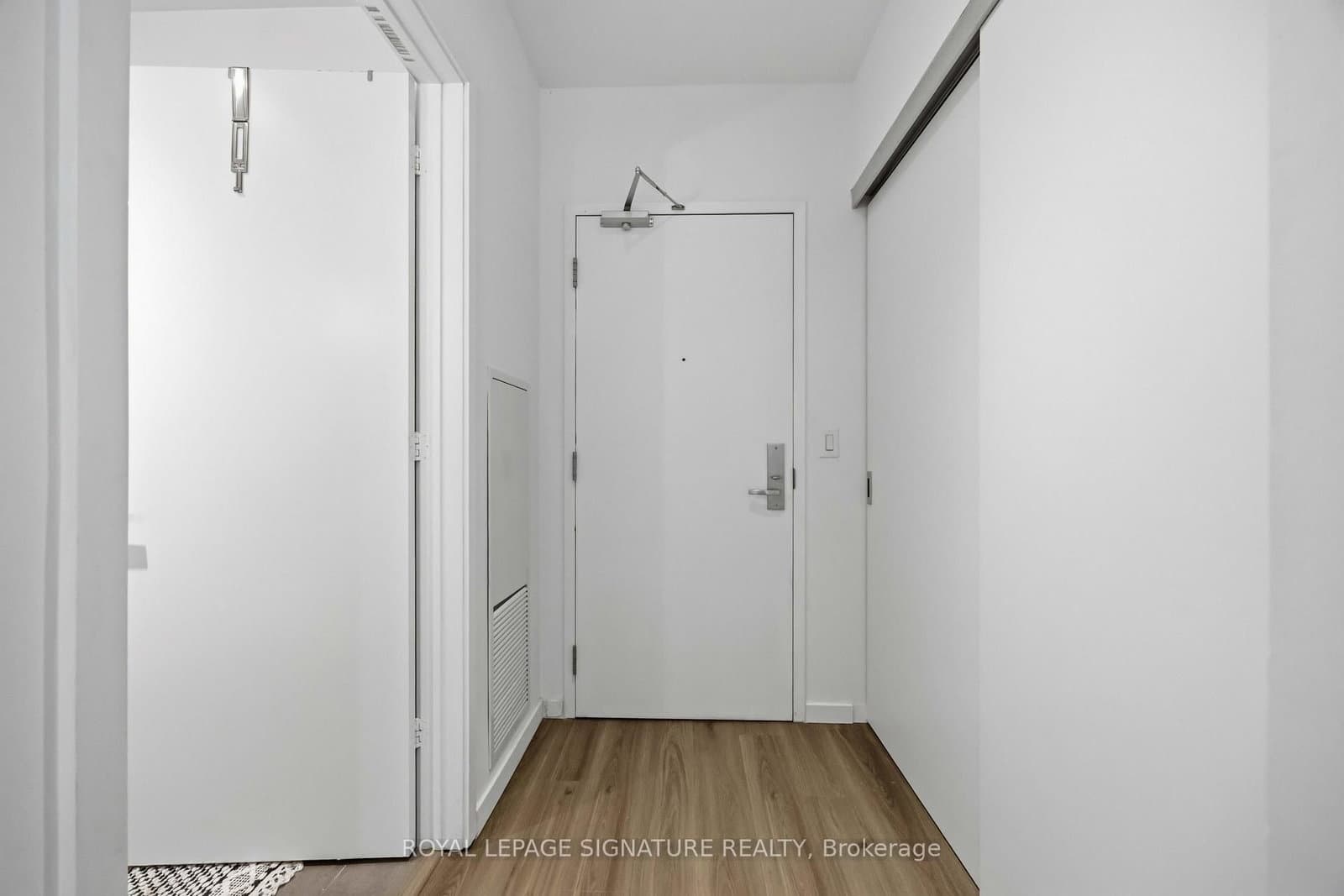 8 Charlotte Street, Unit 202 thumbnail 26