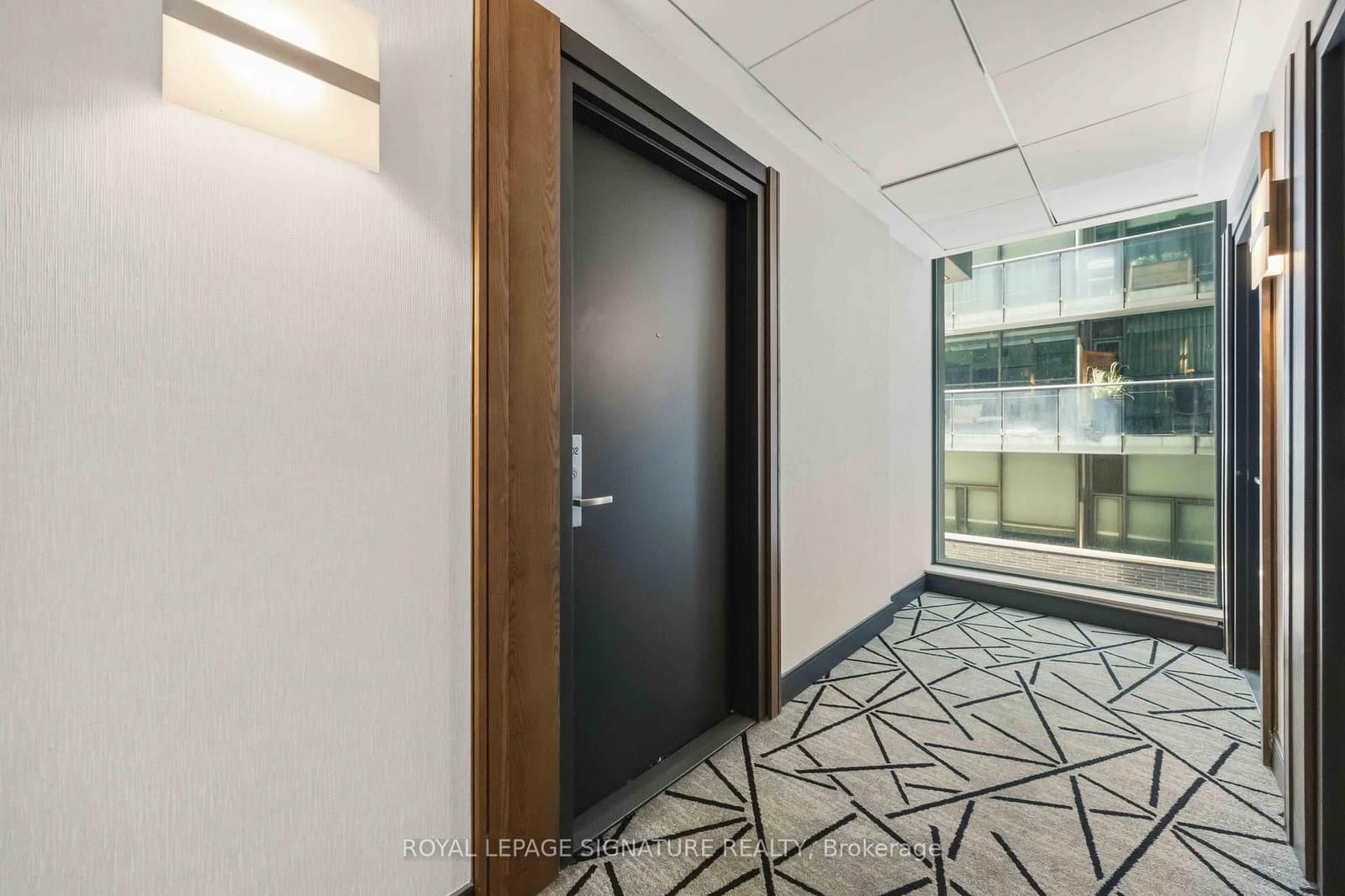 8 Charlotte Street, Unit 202 thumbnail 38