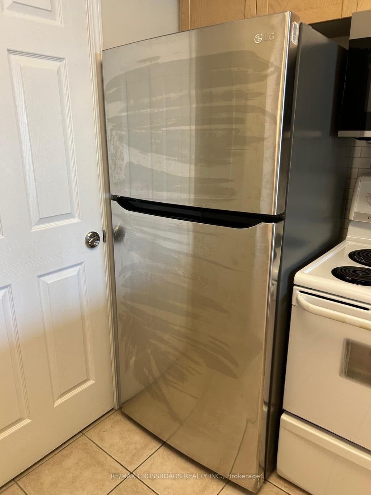 30 Harrison Garden Boulevard, Unit 1001 thumbnail 12