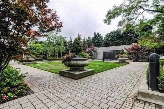 30 Harrison Garden Boulevard, Unit 1001 thumbnail 19