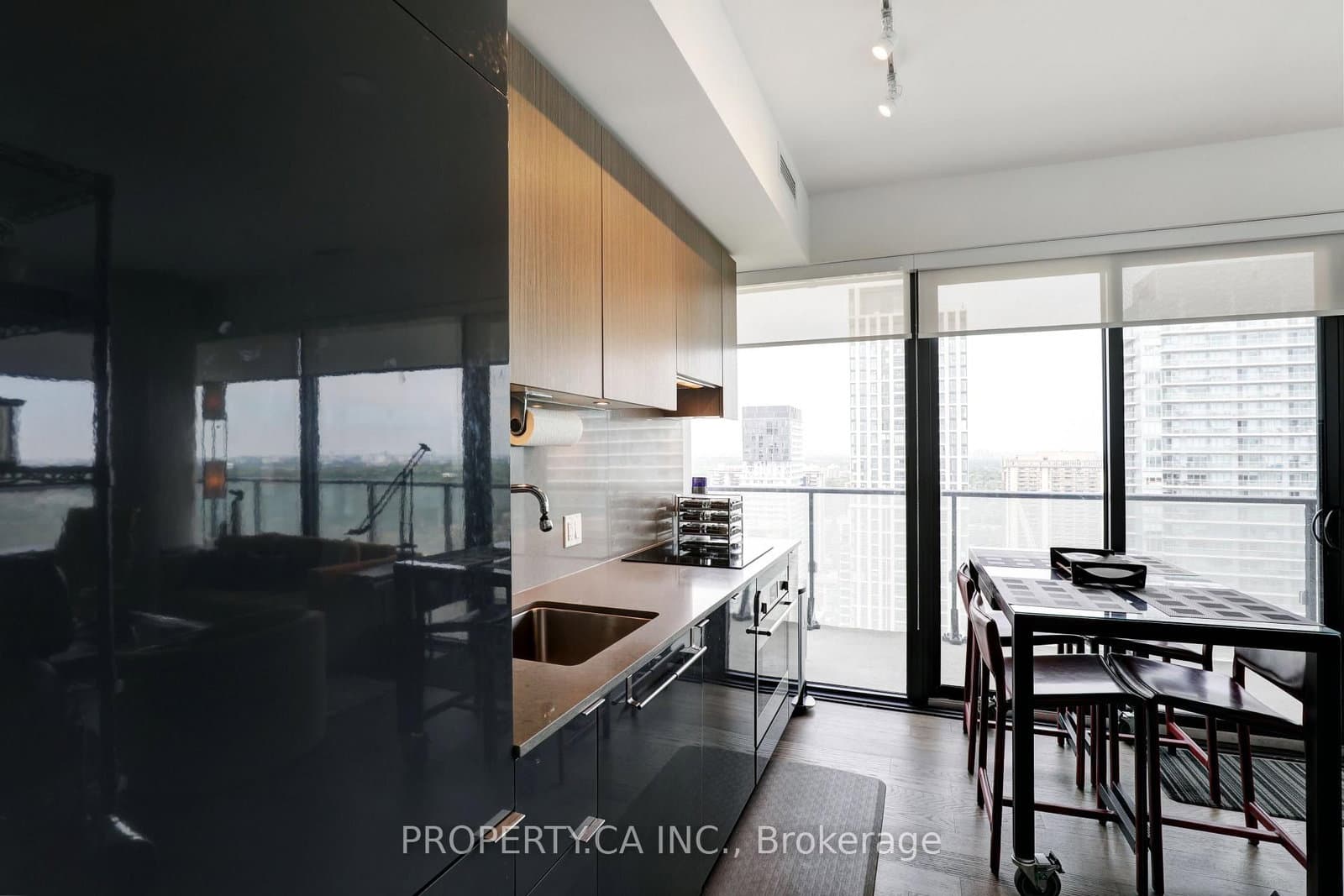 161 Roehampton Avenue, Unit 3004 thumbnail 11