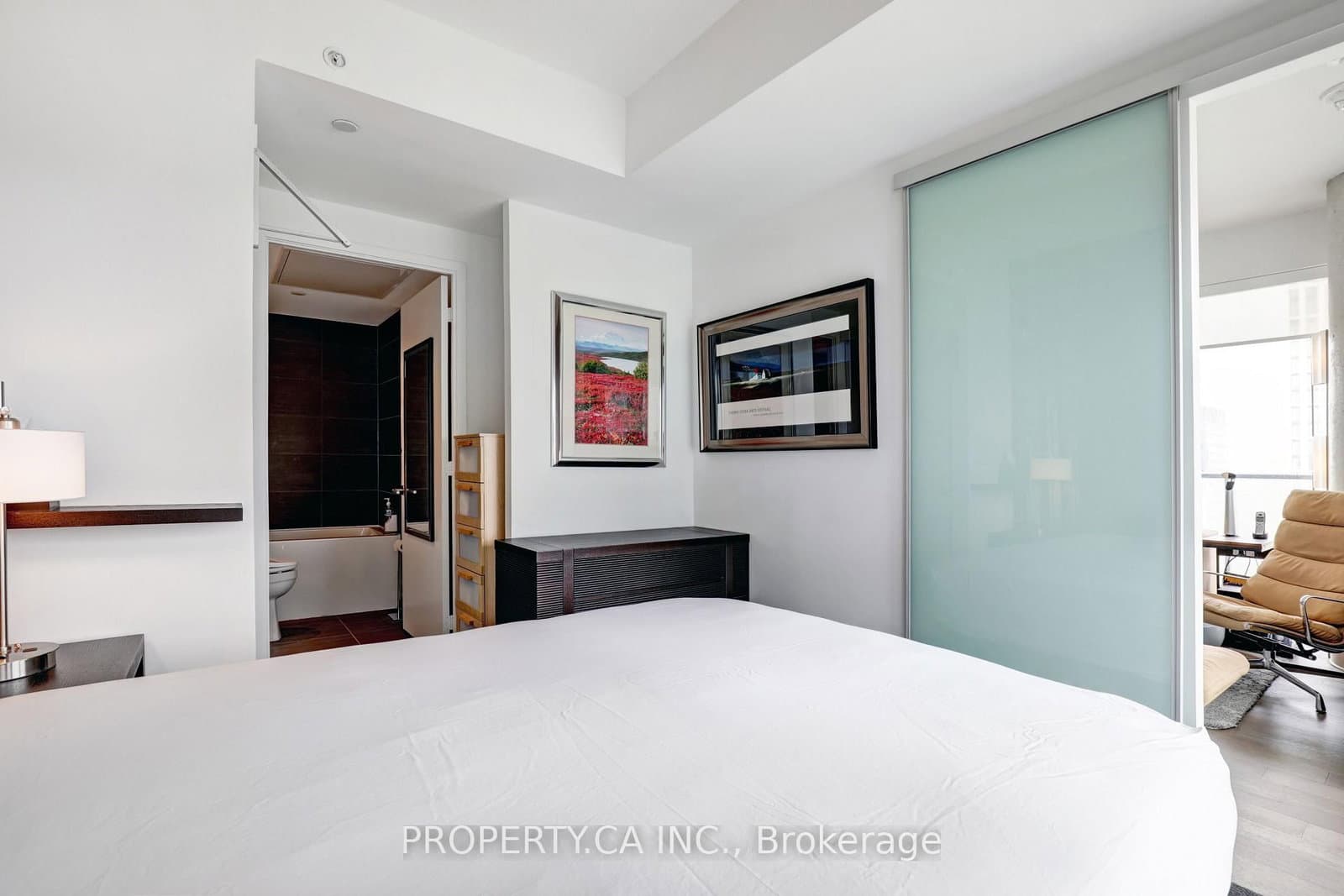 161 Roehampton Avenue, Unit 3004 thumbnail 19
