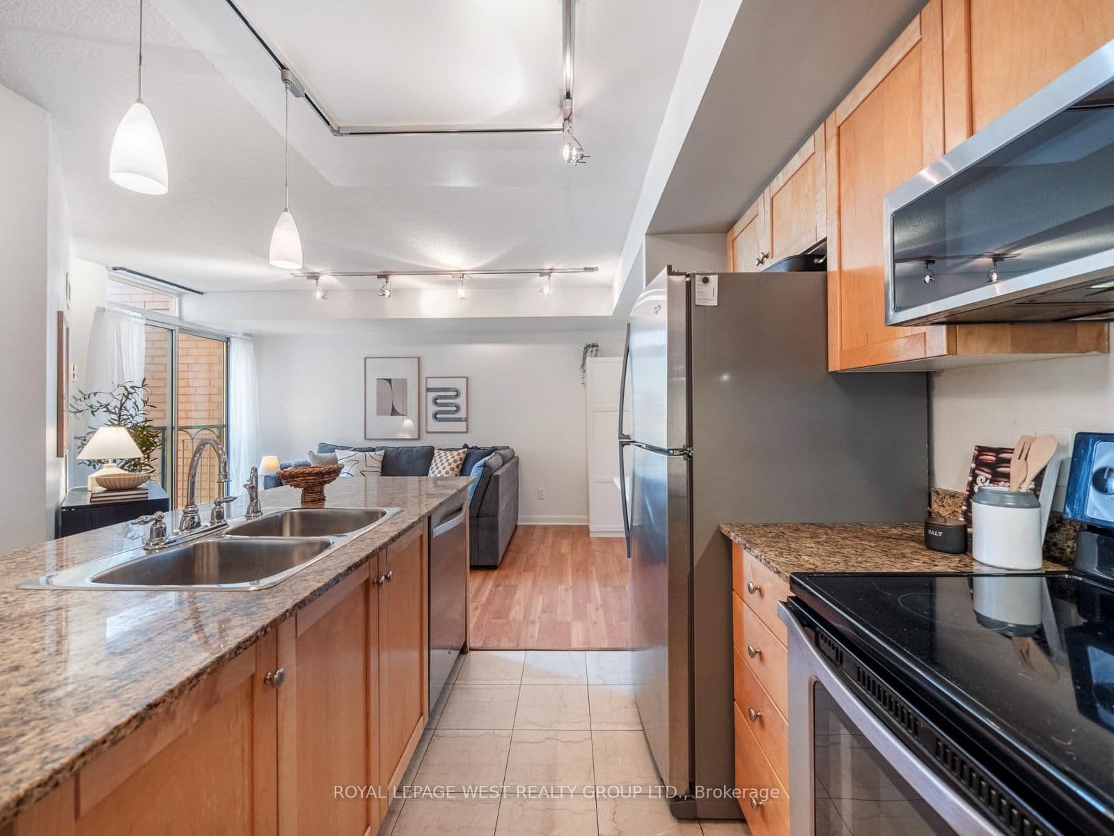 313 Richmond Street E, Unit 1453 thumbnail 13