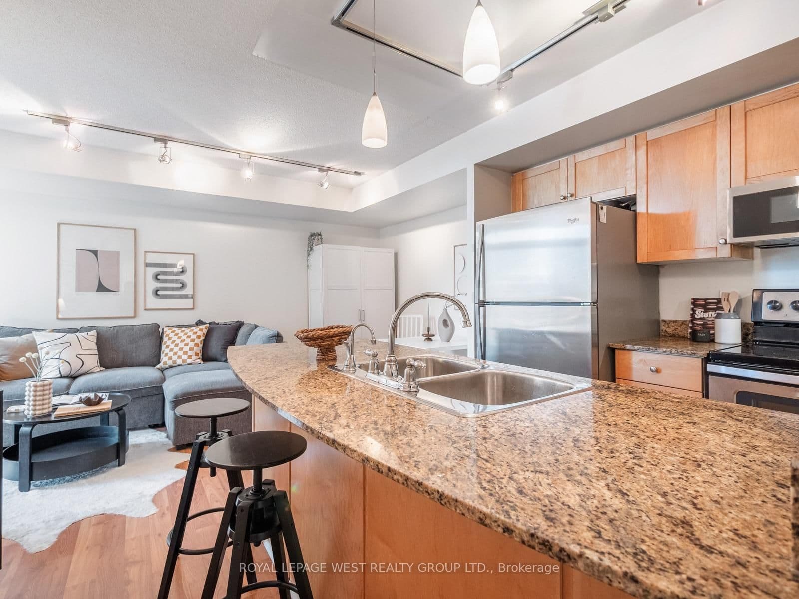 313 Richmond Street E, Unit 1453 thumbnail 16