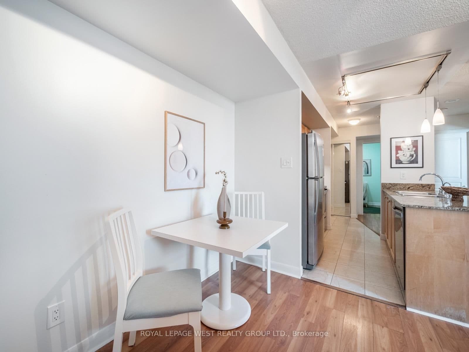 313 Richmond Street E, Unit 1453 thumbnail 29