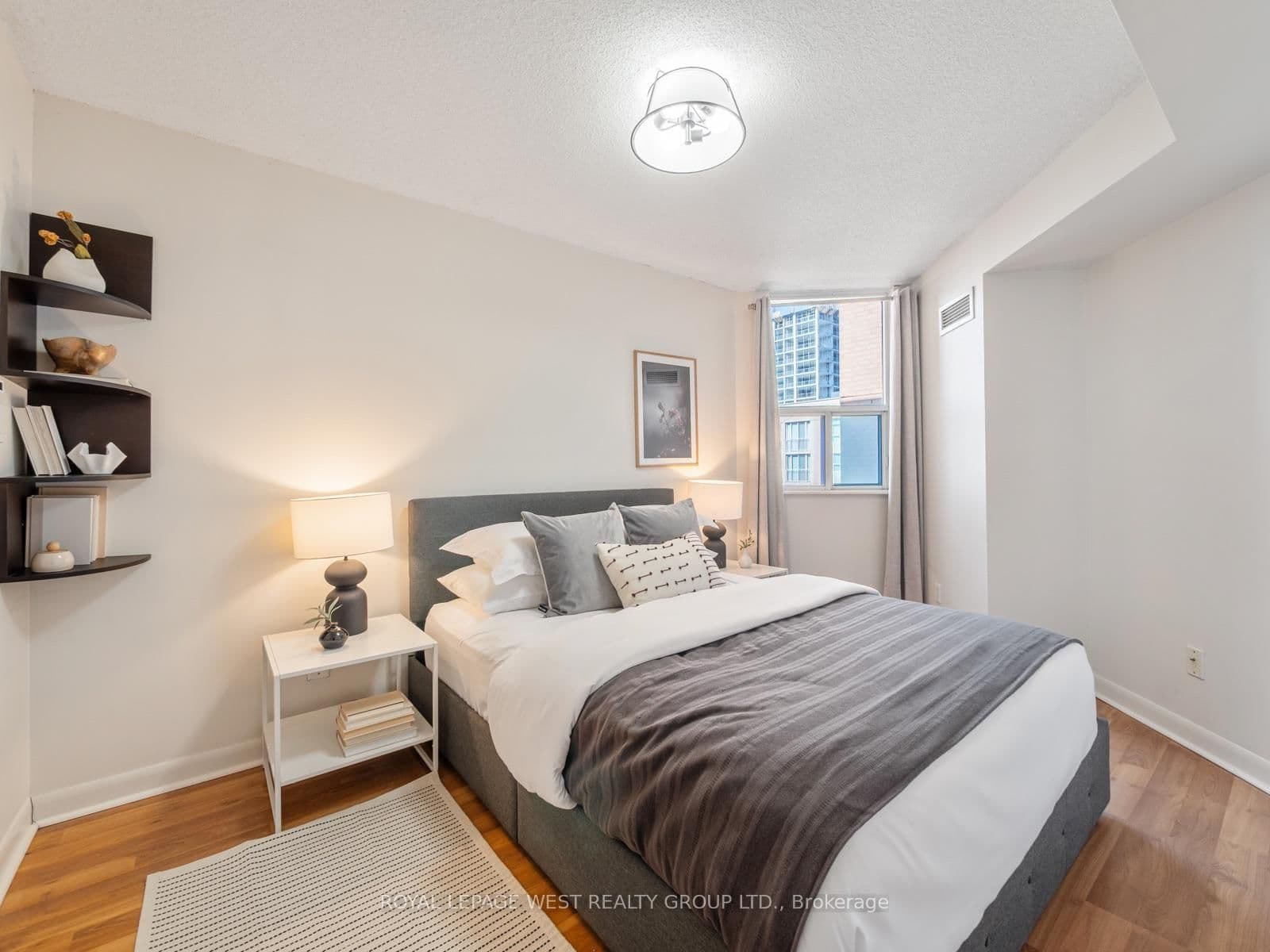 313 Richmond Street E, Unit 1453 thumbnail 32