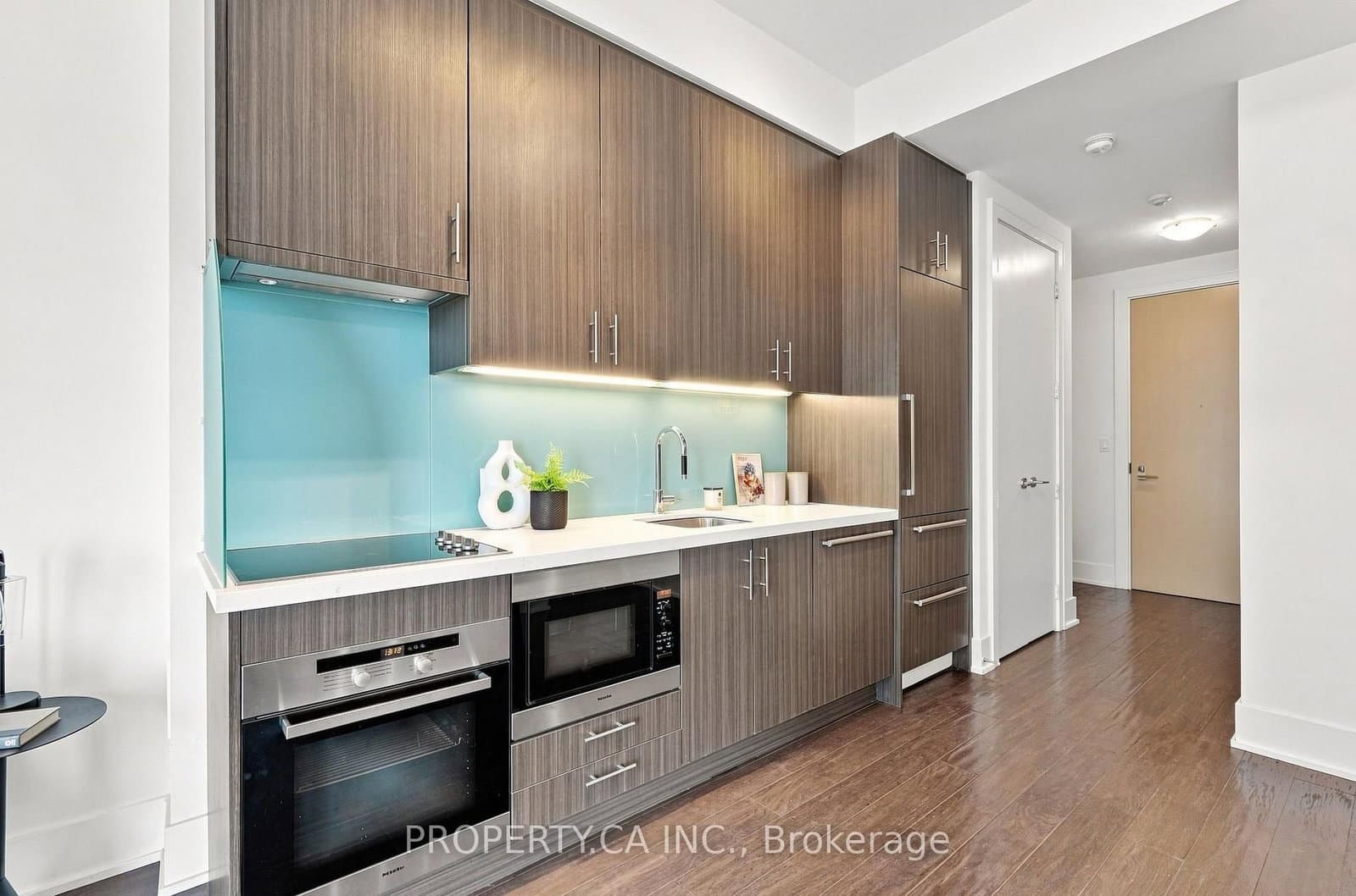 39 Queens Quay E, Unit 625 thumbnail 12