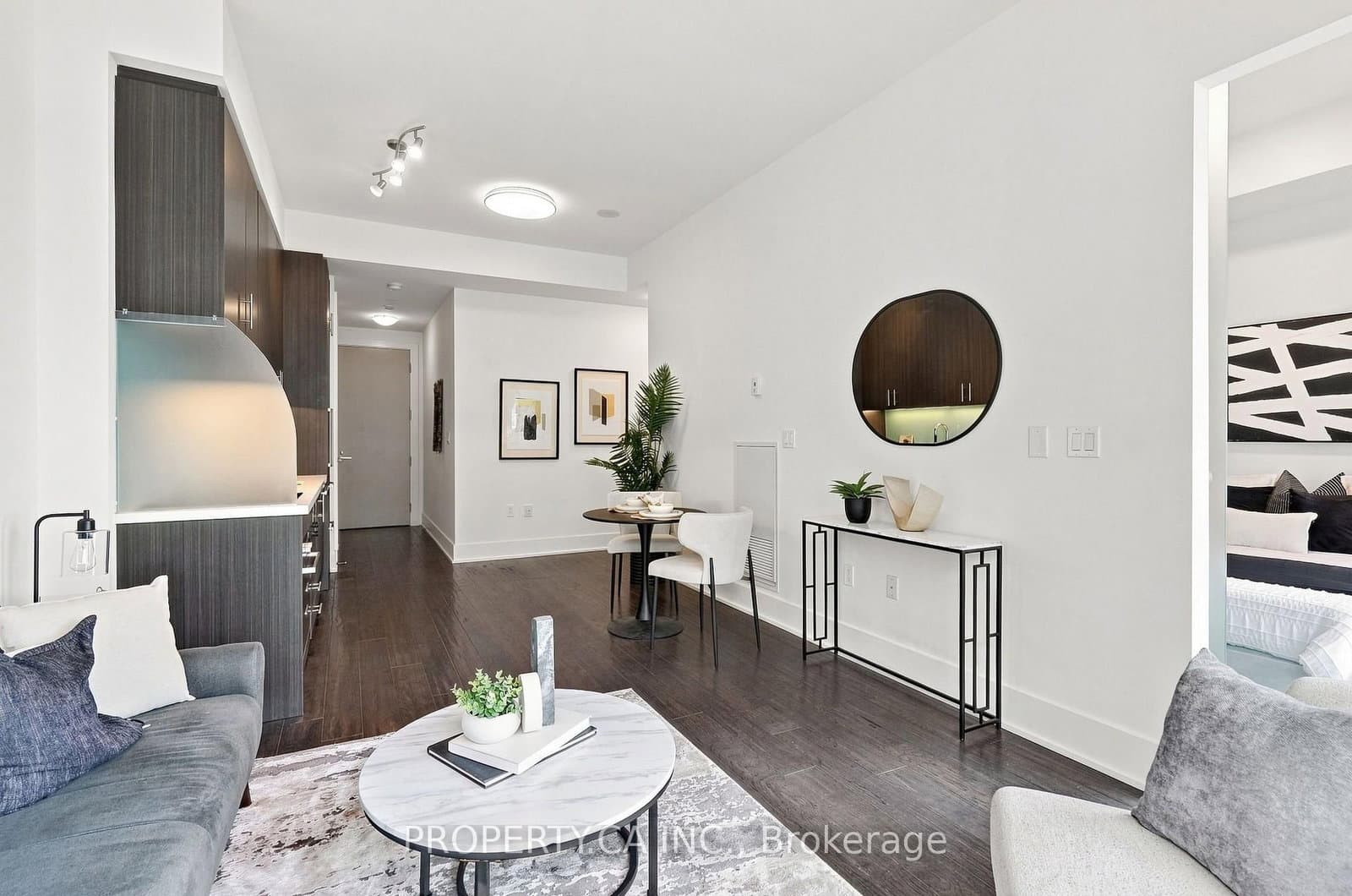 39 Queens Quay E, Unit 625 thumbnail 16