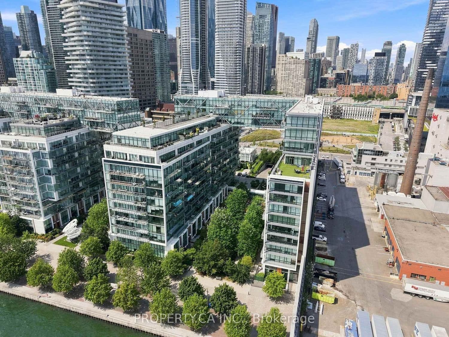 39 Queens Quay E, Unit 625 thumbnail 4