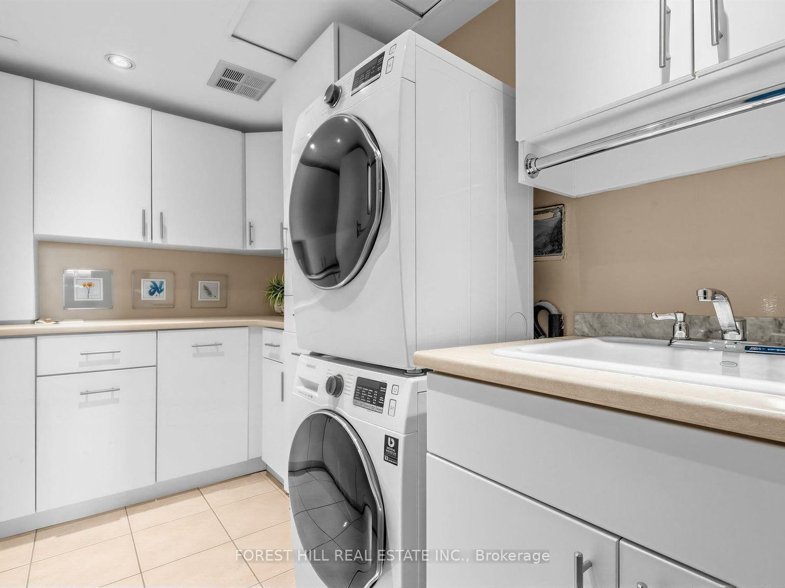 407 Walmer Road, Unit 501 thumbnail 18