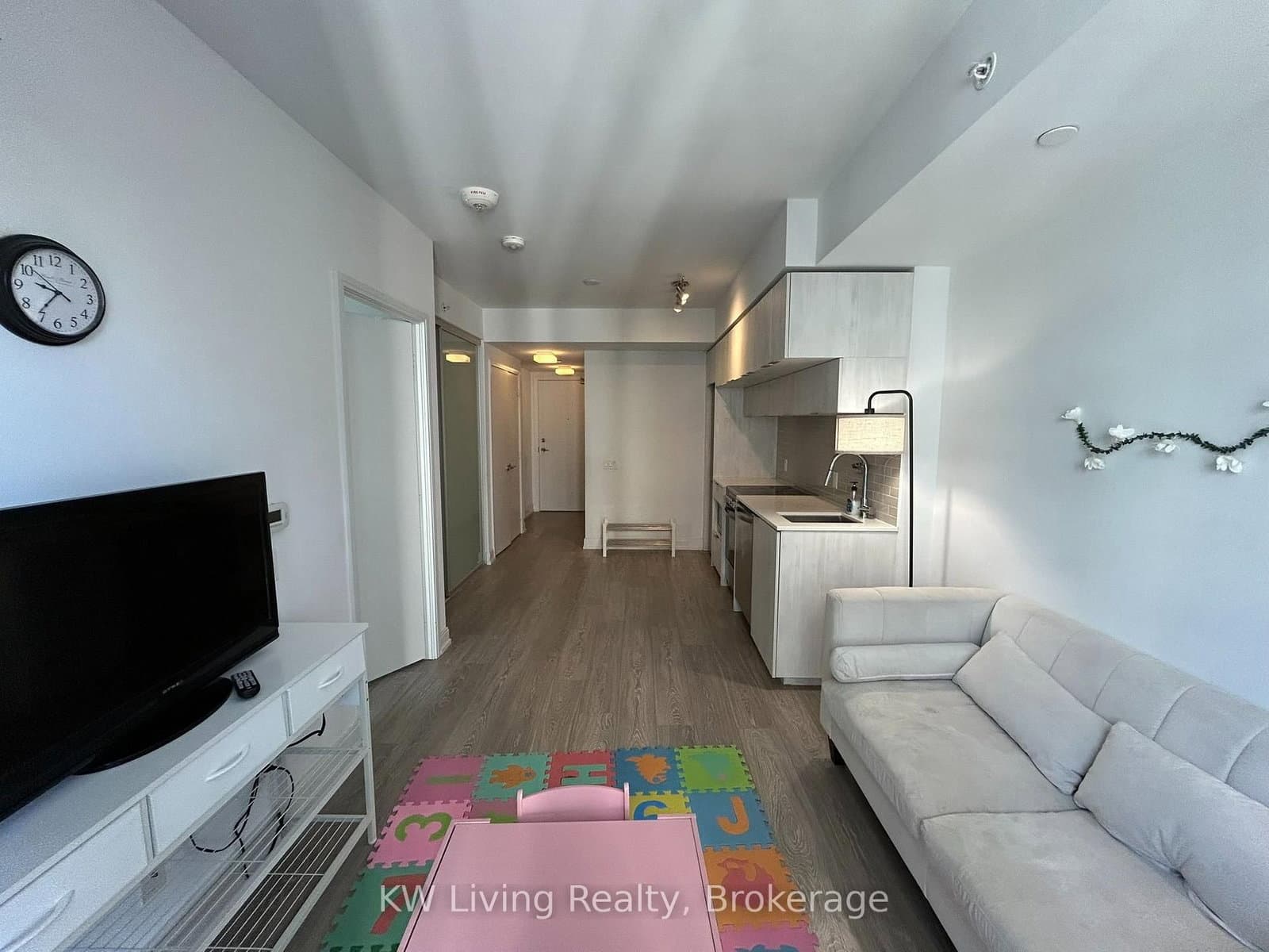 181 Dundas Street E, Unit 1601 thumbnail 12