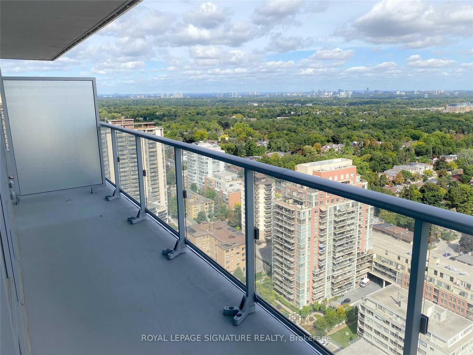 99 Broadway Avenue, Unit 3004 thumbnail 17