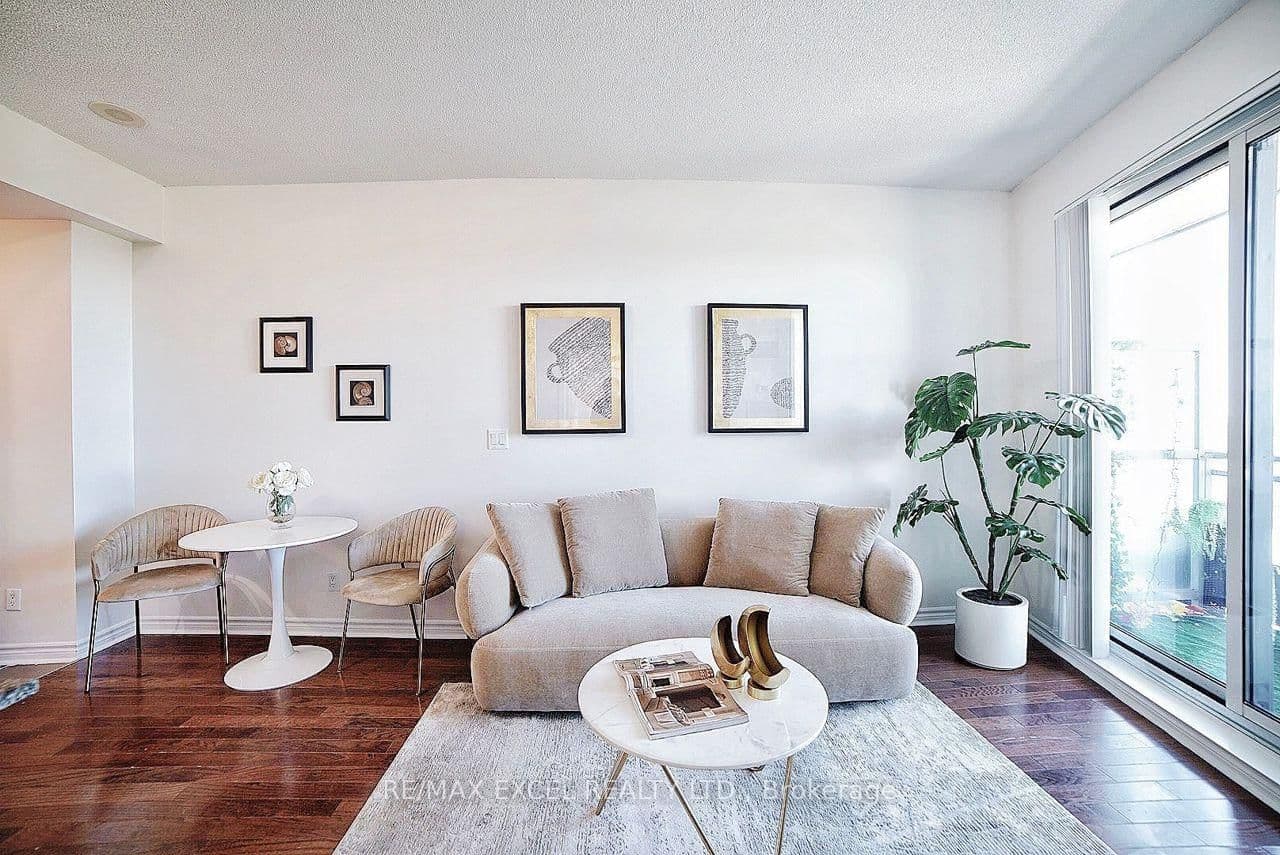 18 Holmes Avenue, Unit 2602 thumbnail 10