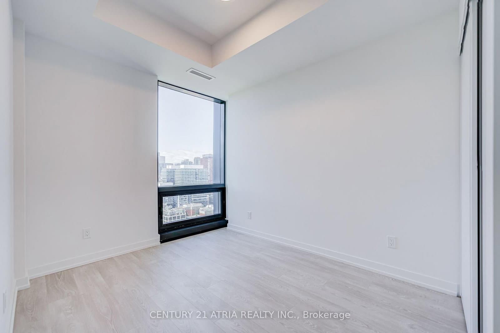 35 Parliament Street, Unit 3007 thumbnail 24