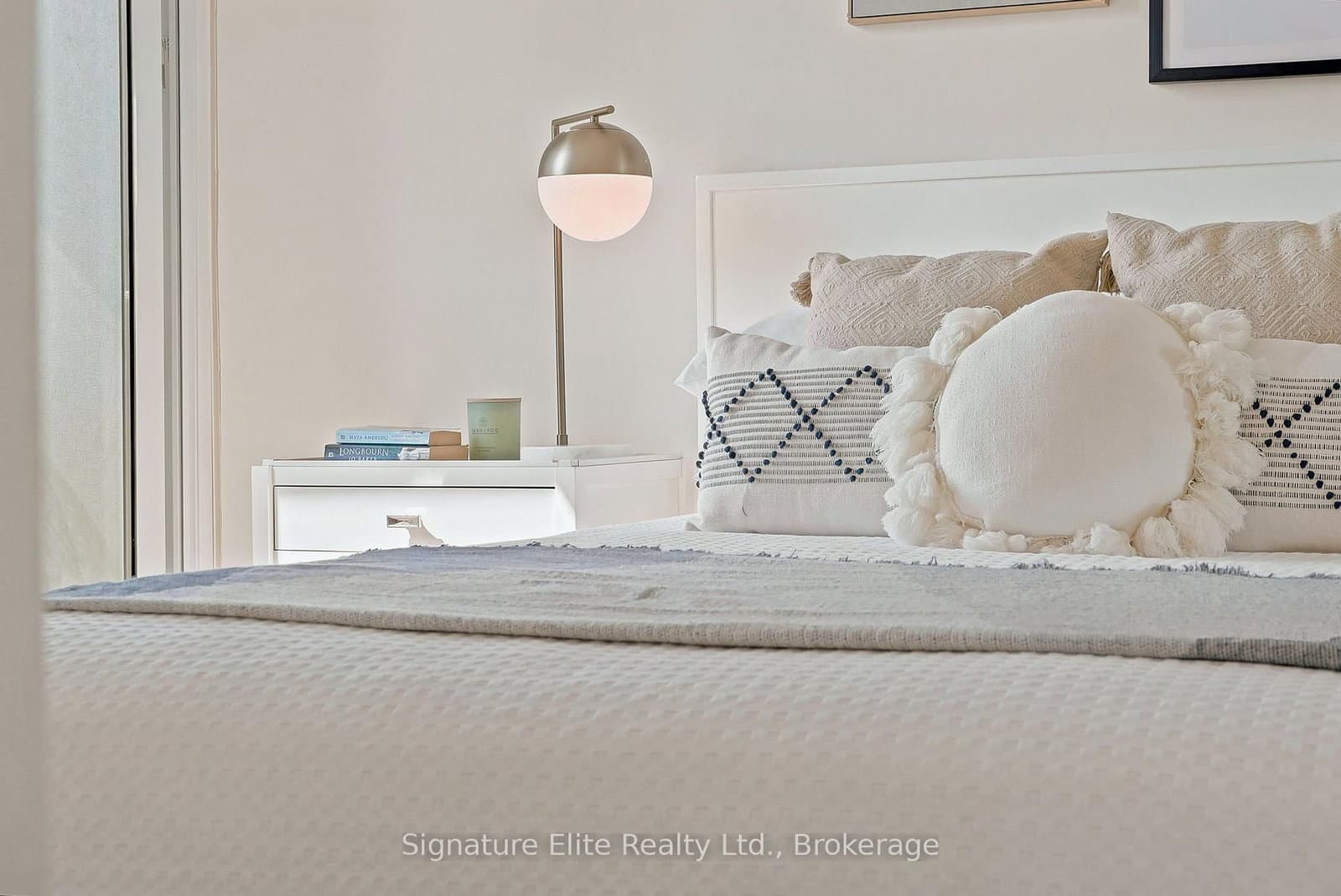 1430 Yonge Street, Unit 902 thumbnail 16