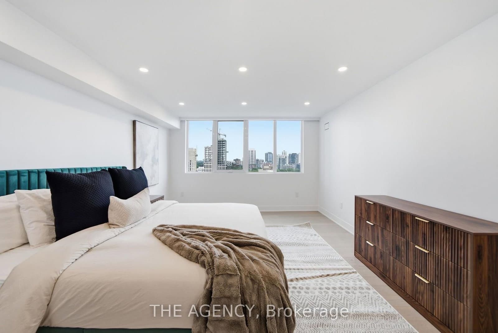 256 Jarvis Street, Unit 15C thumbnail 26