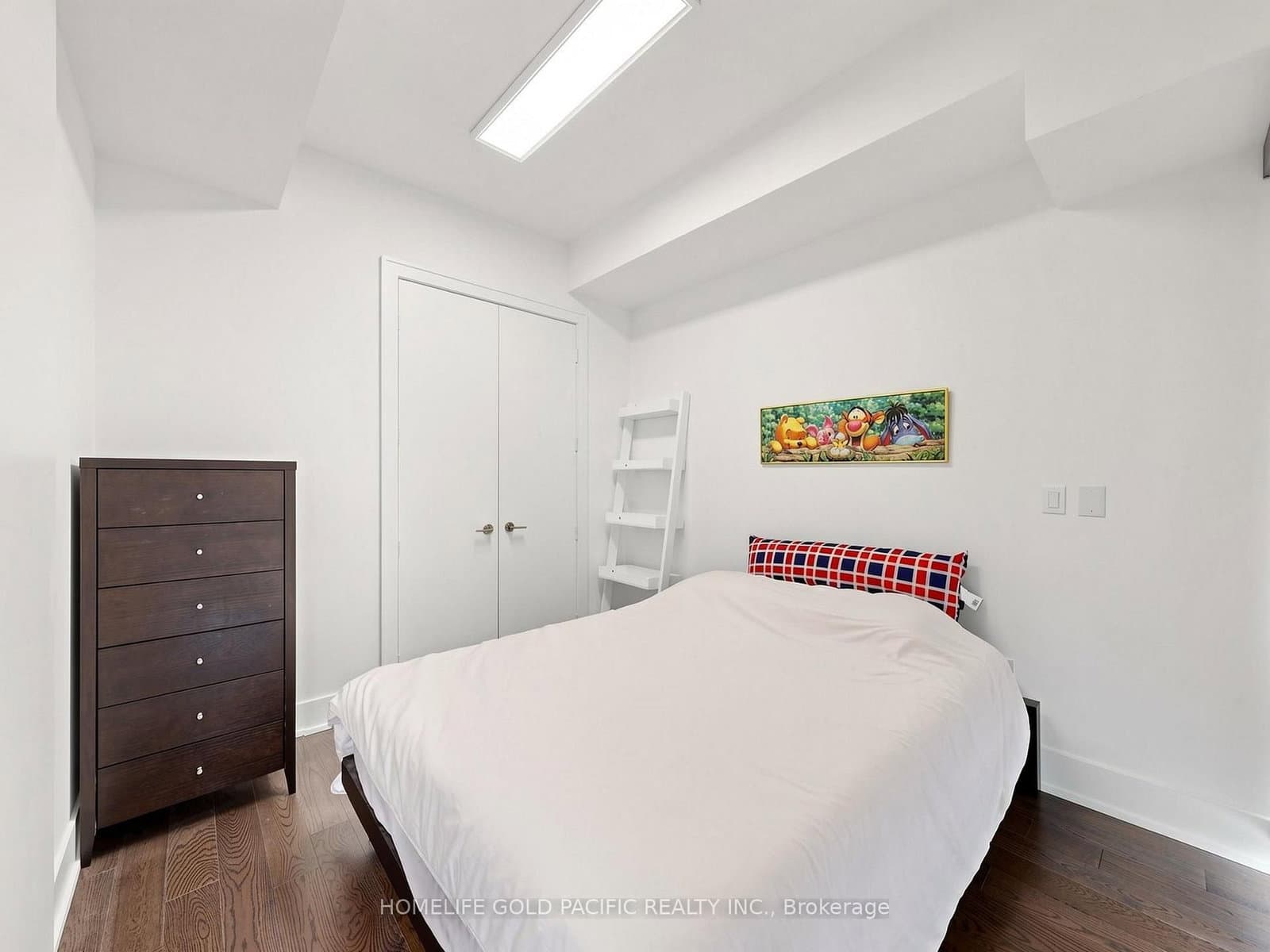 39 Queens Quay E, Unit 732 thumbnail 19