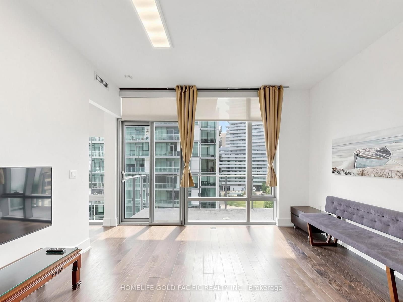 39 Queens Quay E, Unit 732 thumbnail 5