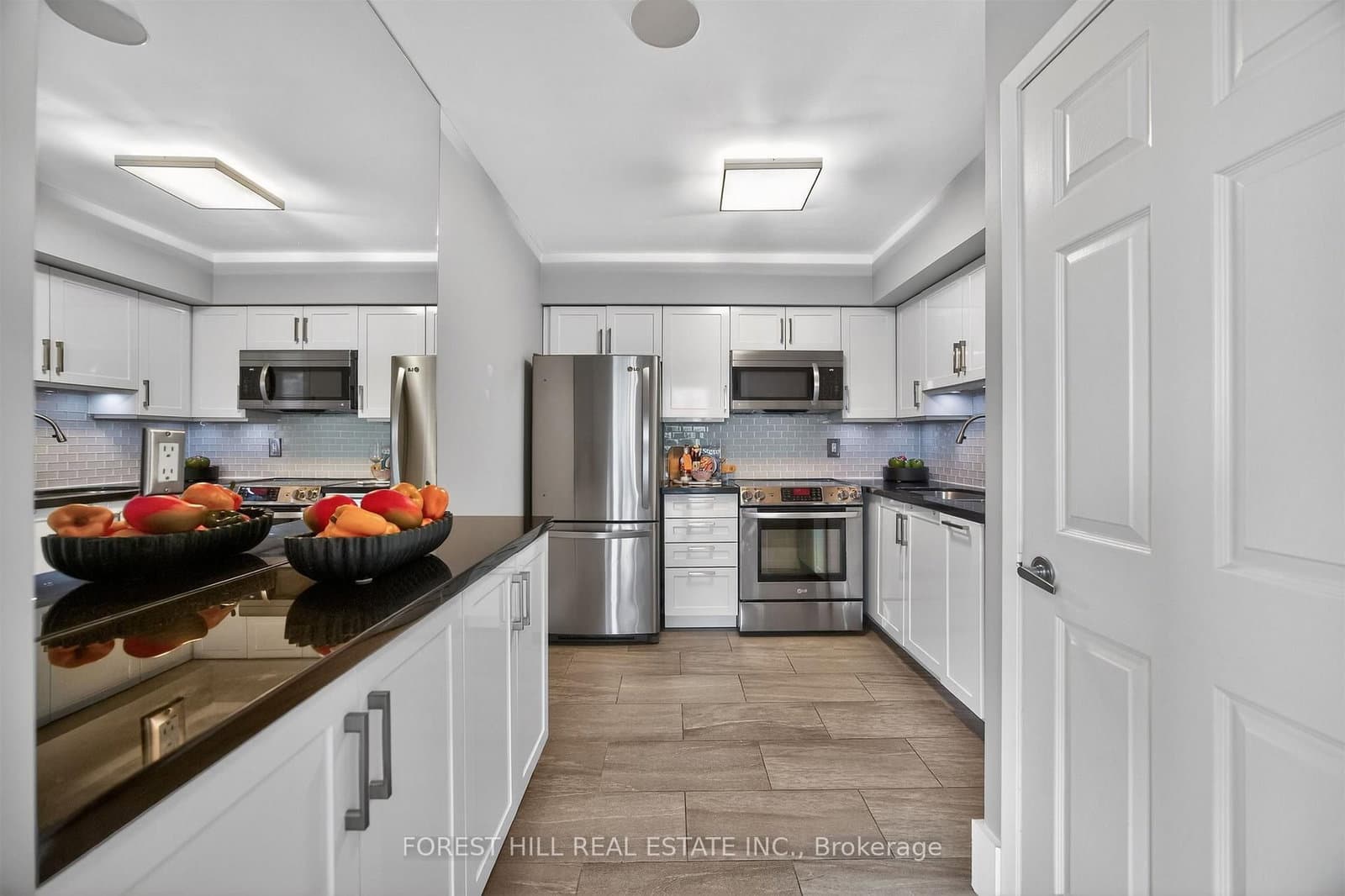 298 Jarvis Street, Unit PH 3 thumbnail 17
