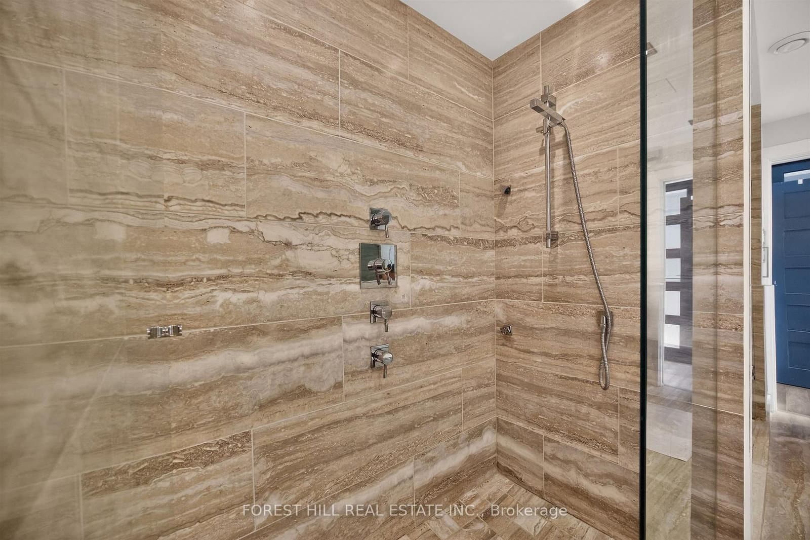 298 Jarvis Street, Unit PH 3 thumbnail 28