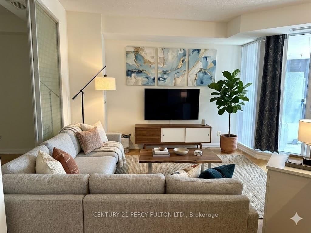 111 Elizabeth Street, Unit 1501 thumbnail 19