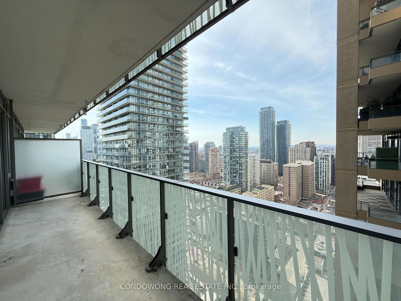 42 Charles Street E, Unit 2805 thumbnail 11