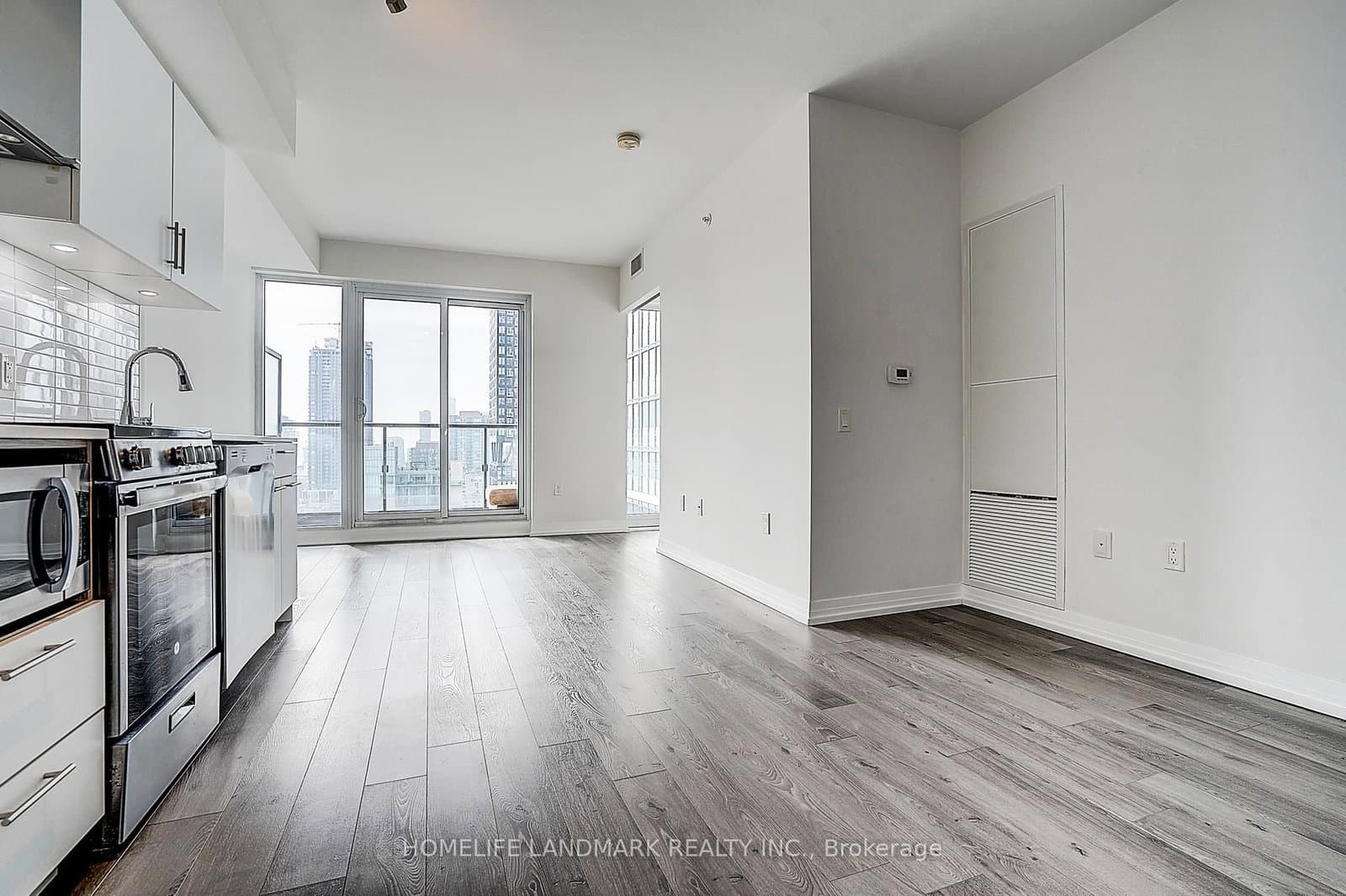 251 Jarvis Street, Unit 1718 thumbnail 20
