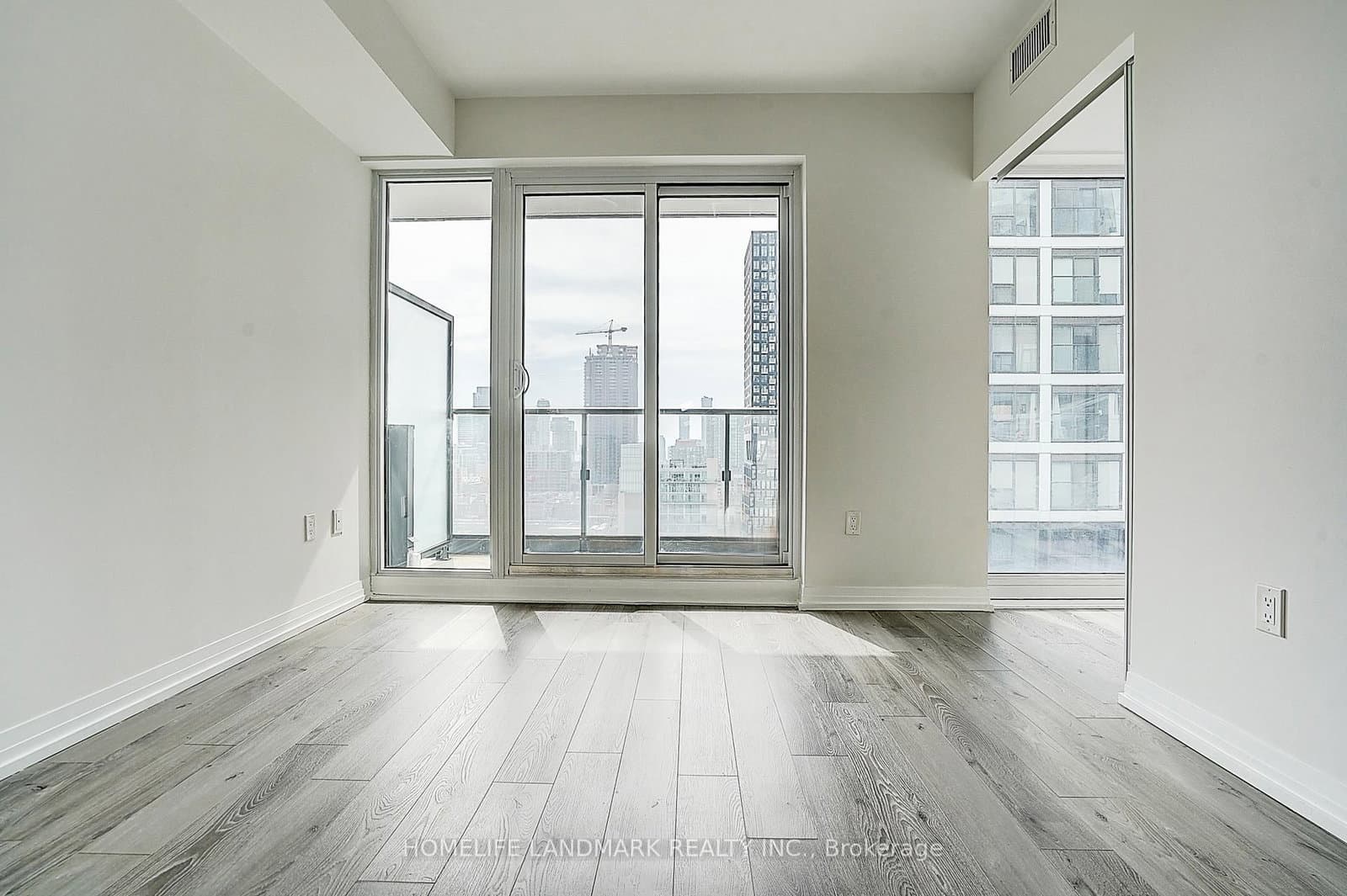 251 Jarvis Street, Unit 1718 thumbnail 35