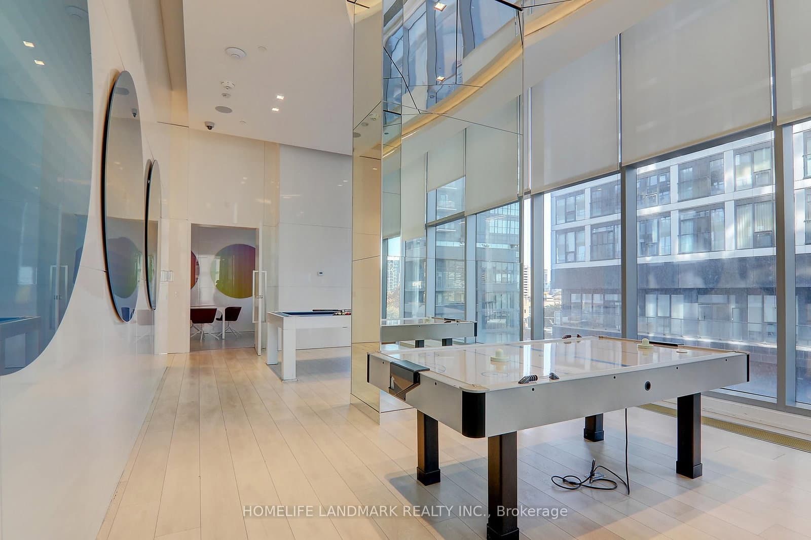 251 Jarvis Street, Unit 1718 thumbnail 7