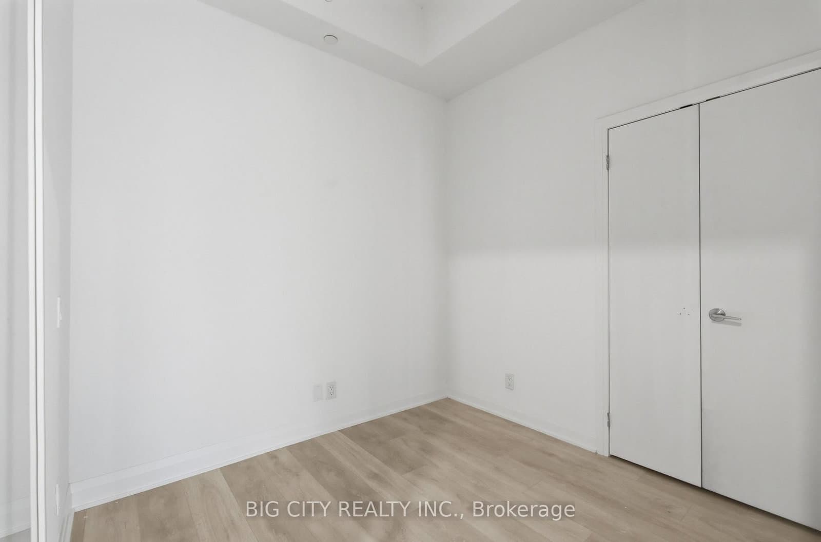 25 Frederick Todd Way, Unit 201 thumbnail 11