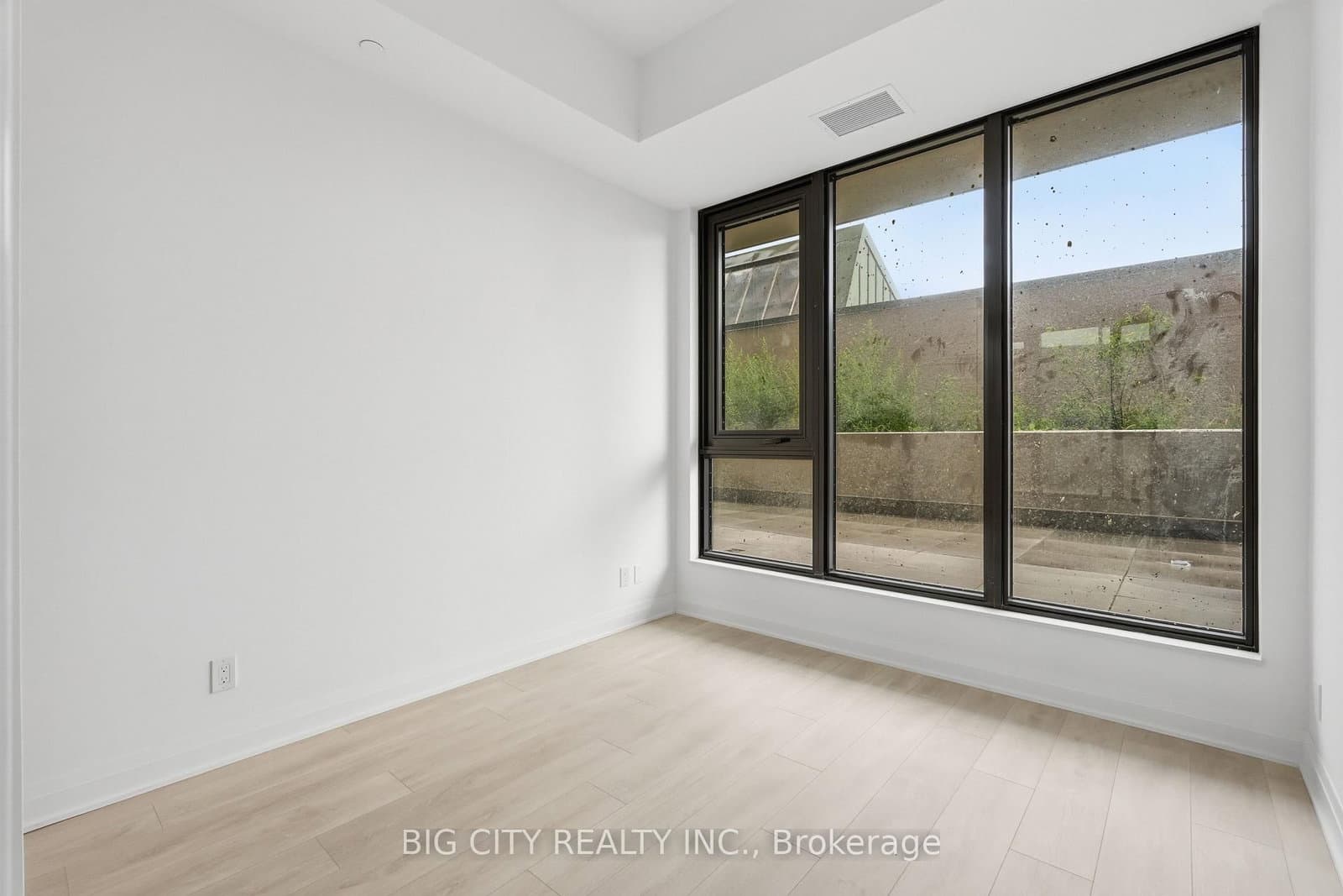 25 Frederick Todd Way, Unit 201 thumbnail 17