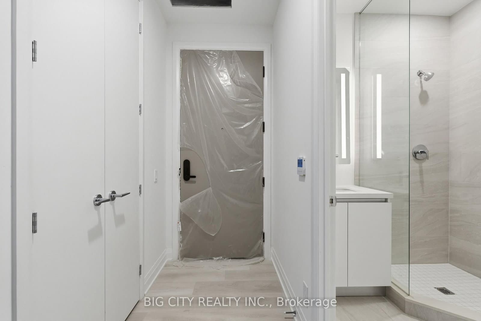 25 Frederick Todd Way, Unit 201 thumbnail 2