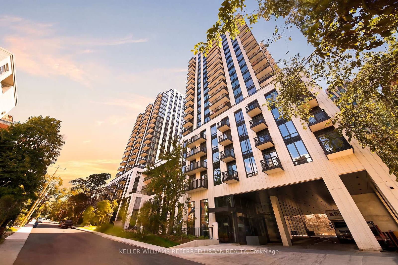 89 Montclair Avenue, Unit 1525 thumbnail 2