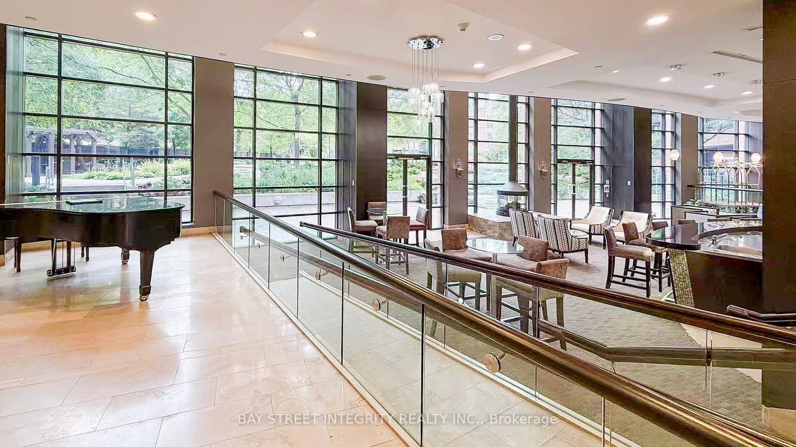 23 Sheppard Avenue E, Unit 402 thumbnail 15