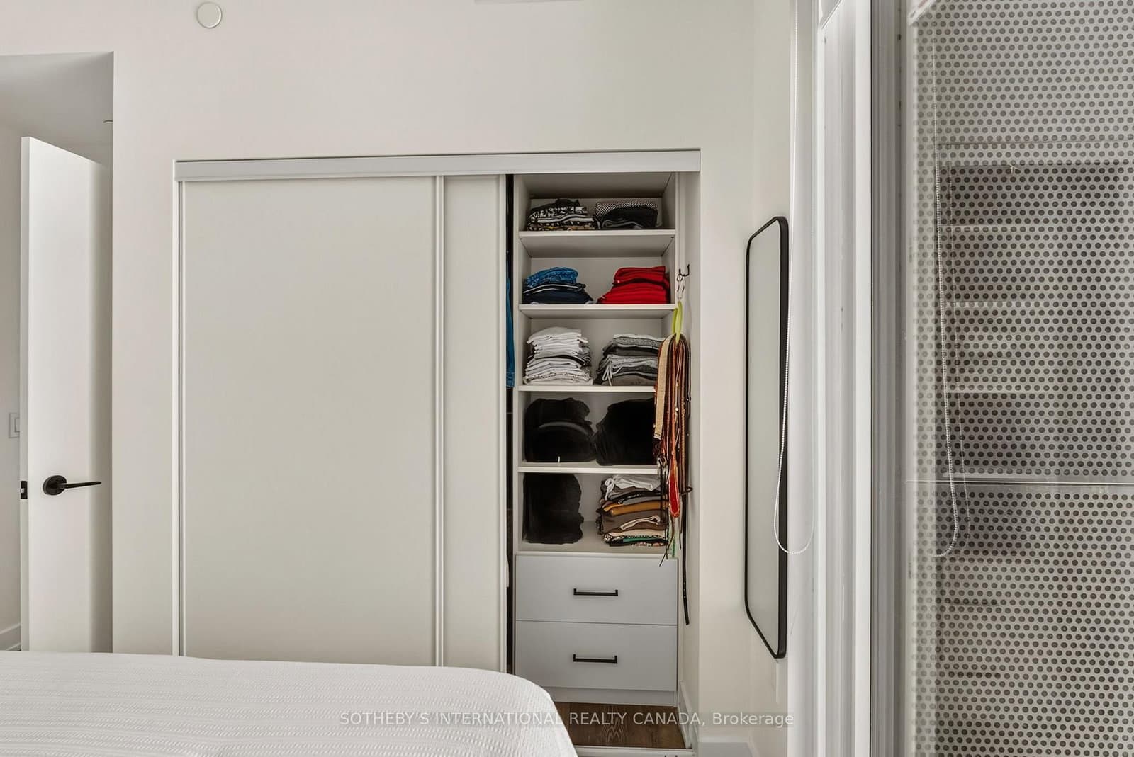 127 W BROADWAY Avenue, Unit 2302 thumbnail 14