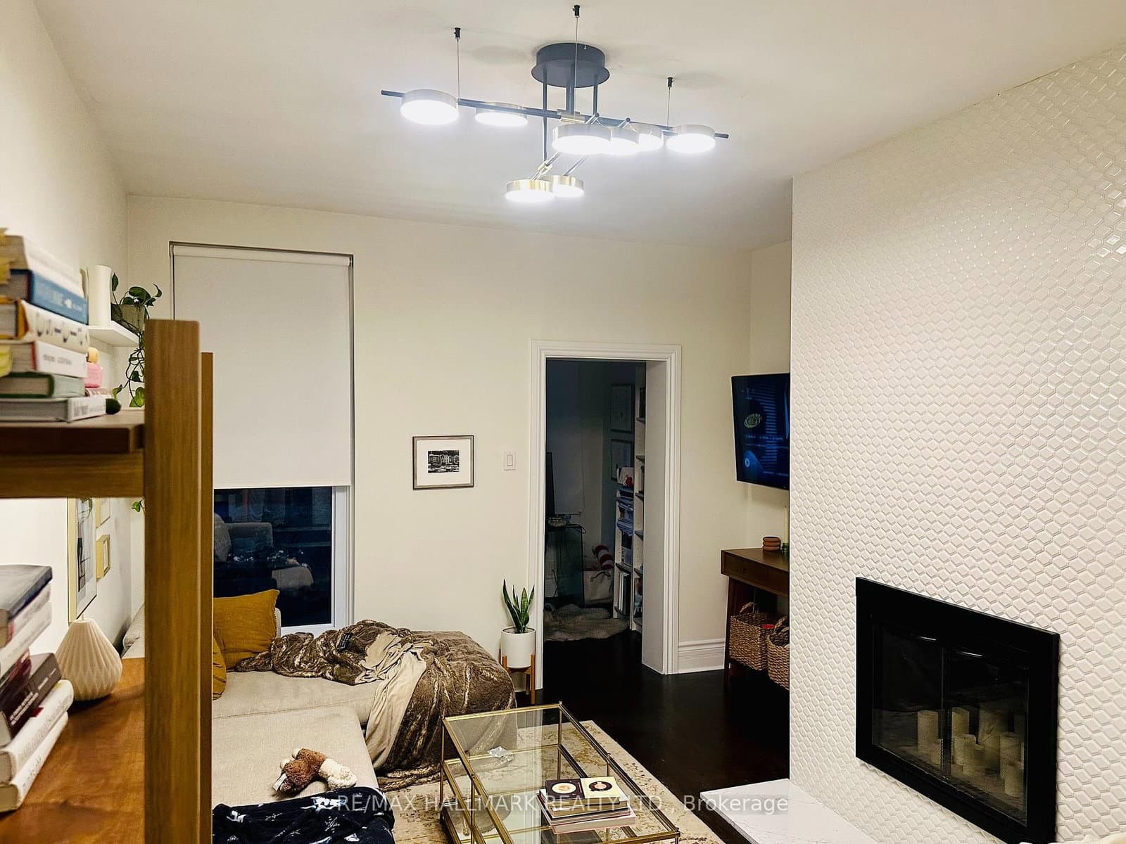 7 Bernard Avenue, Unit 2 thumbnail 8