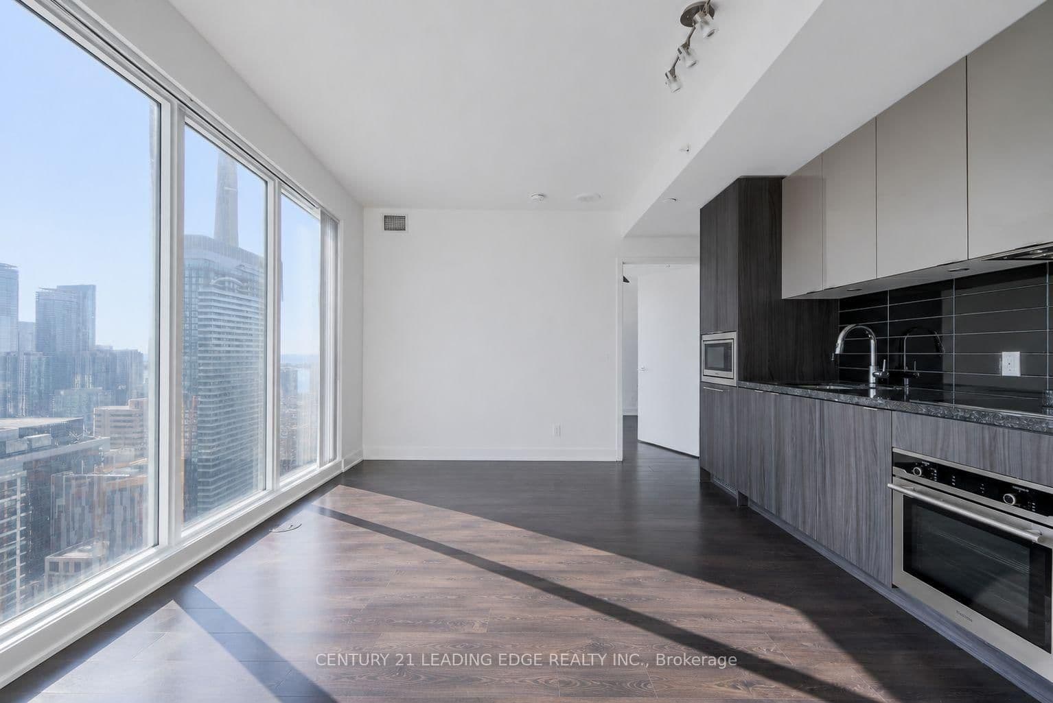 115 Blue Jays Way, Unit 3812 thumbnail 11