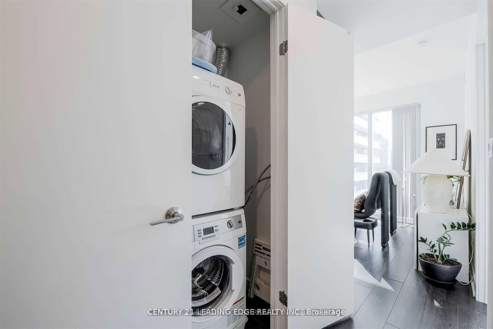 115 Blue Jays Way, Unit 3812 thumbnail 29