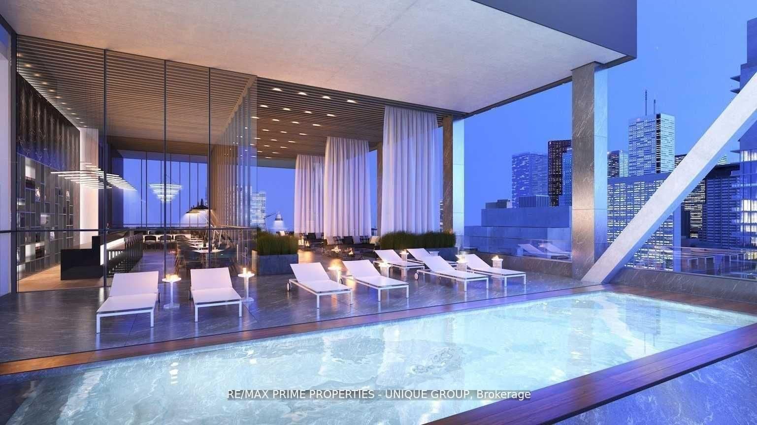 488 University Avenue, Unit 3716 thumbnail 27