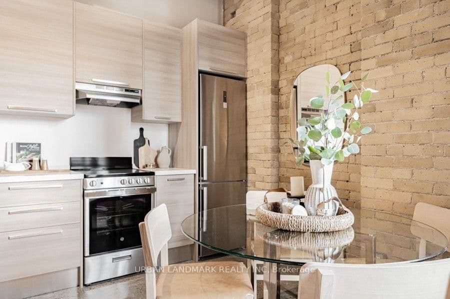 9 St. Nicholas Street, Unit 501 thumbnail 7