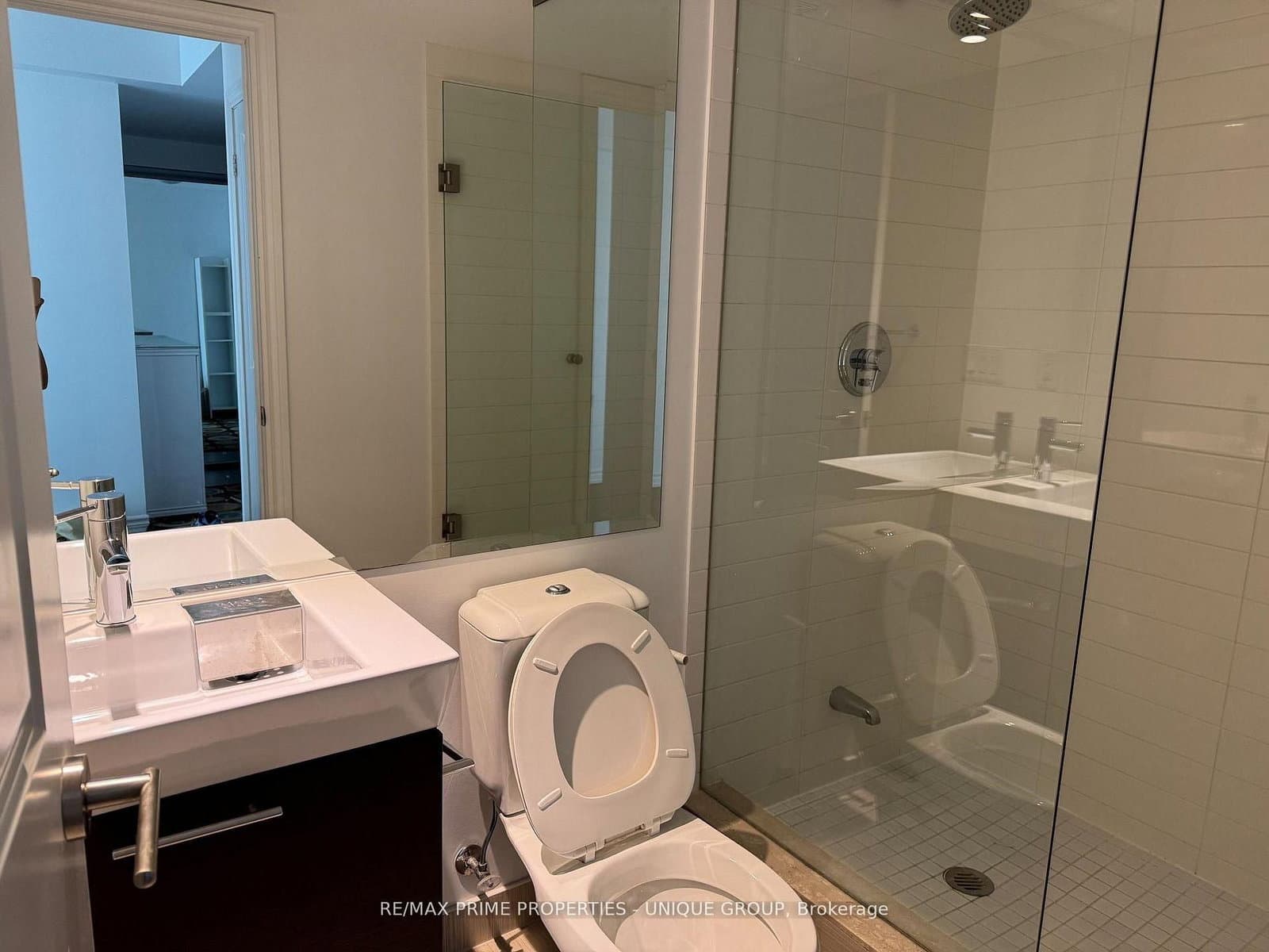 386 Yonge Street, Unit 5316 thumbnail 14